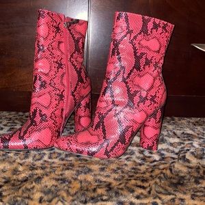 Sweet Medusa Slay Ankle Boots!